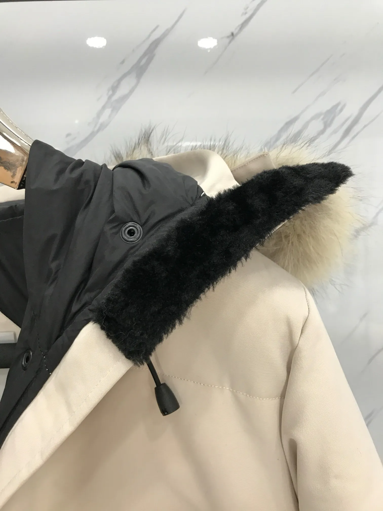 Style number: Y 97 top source Cream White Canada Goose/Canada Goose 15 women's down jackets